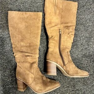 Universal Thread Brown Heeled Boots 7.5 WC